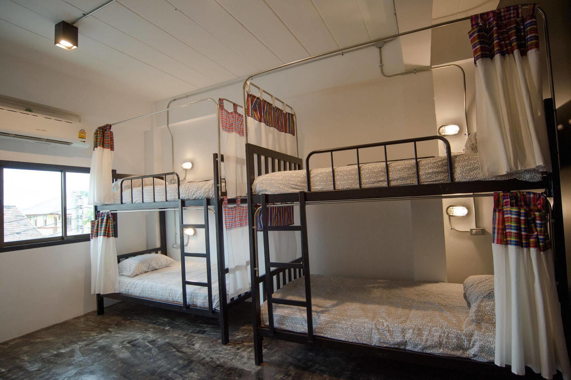 Allsum Hostel فرا ناخون سي أيوتثايا المظهر الخارجي الصورة