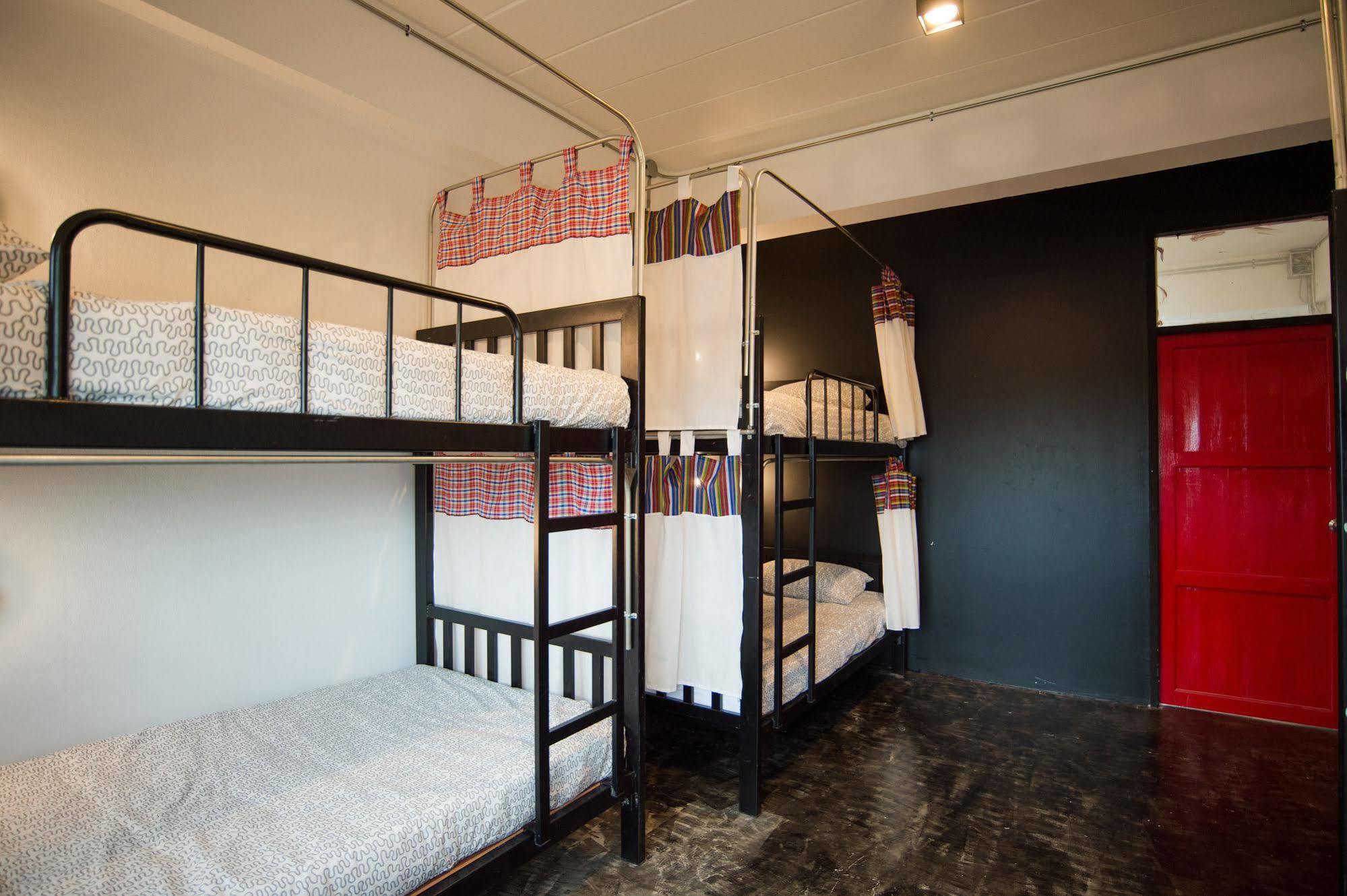 Allsum Hostel فرا ناخون سي أيوتثايا المظهر الخارجي الصورة