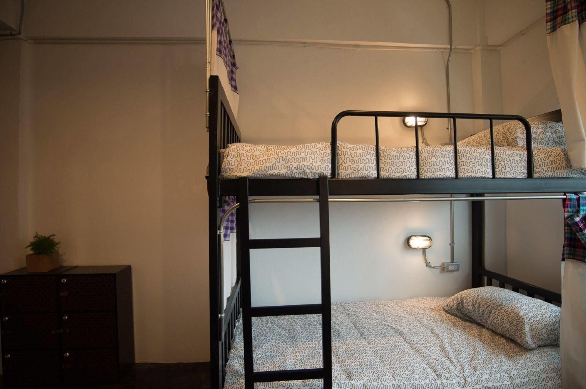 Allsum Hostel فرا ناخون سي أيوتثايا المظهر الخارجي الصورة